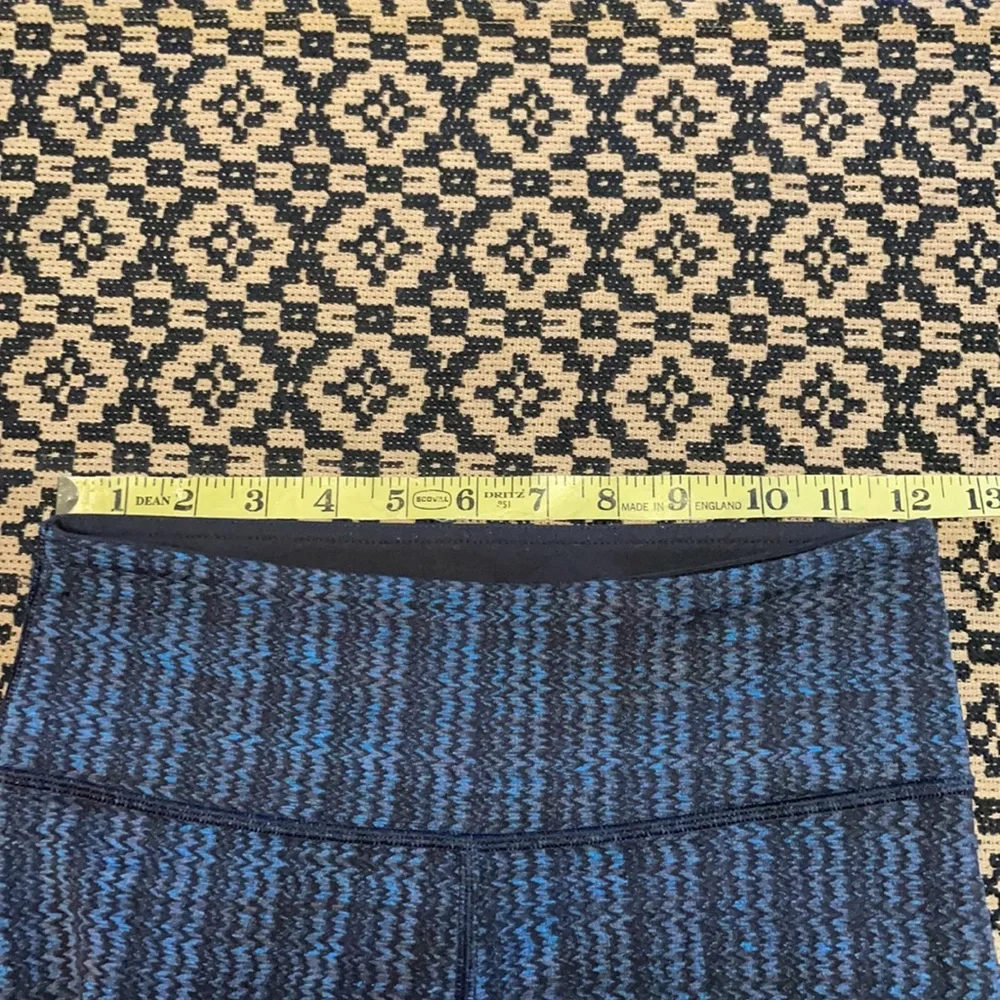 Lululemon Wunder Under Leggings Size 4.